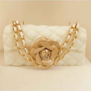 Elegant White and Gold Quilted Bag with Chain Strap Candle